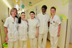 H-JU-Naira-et-Lilit-en-pediatrie-1-scaled